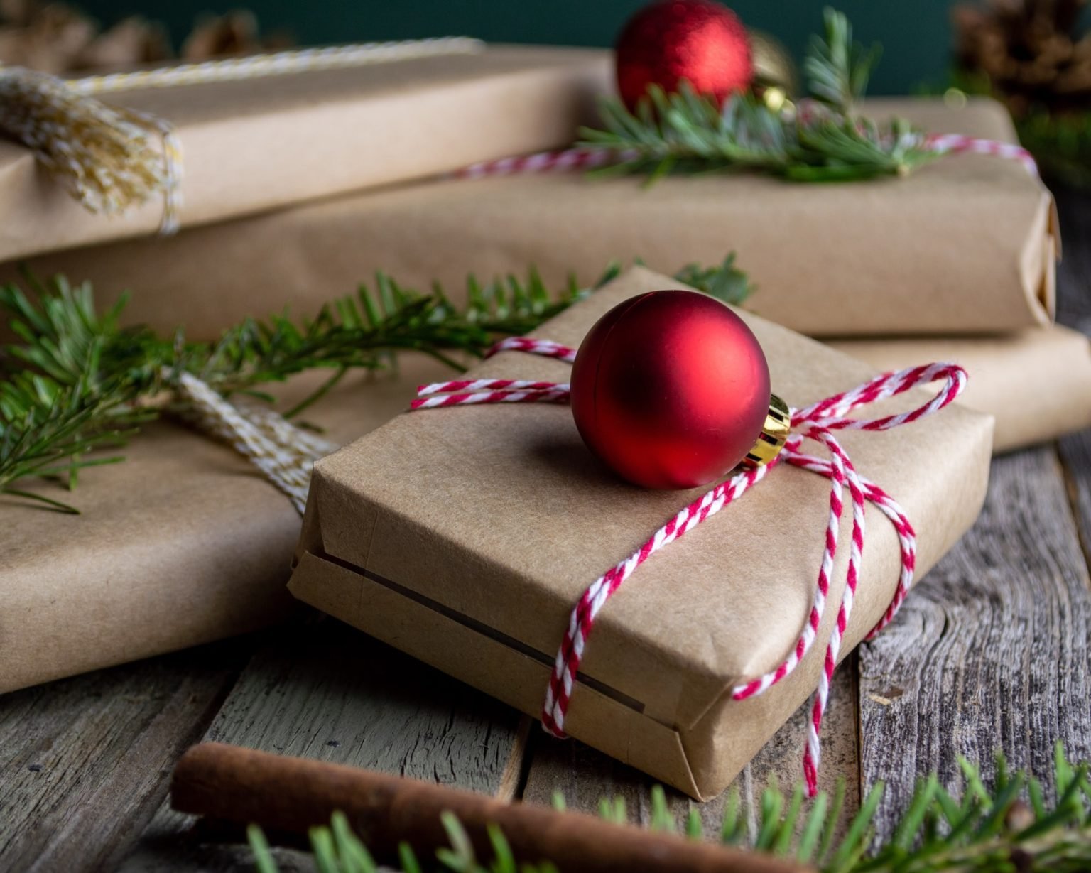 <h1>Holiday Gift Guide: Things I Own and Love</h1>